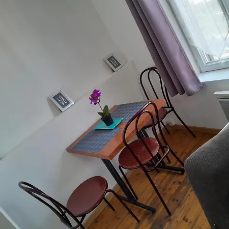 Apartment 1 De Saint Honore *